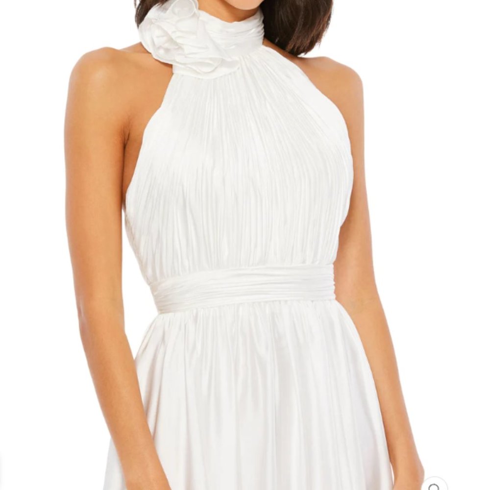 ROSETTE HALTER CHIFFON EVENING GOWN Color - White Size 12  New With Tags